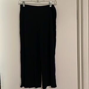 ANN TAYLOR WOMEN'S BLACK RAYON WIDE LEG STRETCH CAPRI PANTS SIZE S